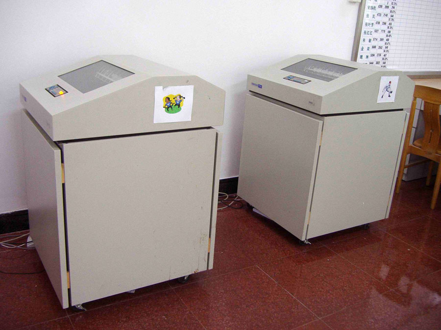 浙江溫州電力局信息處使用P5206H型號(hào)高速行式打印機(jī)批量處理電費(fèi)單據(jù)和發(fā)票